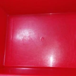 取引終了　おもちゃ棚の画像