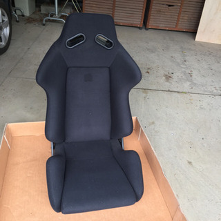 車シート　D&Wセミバケットシート2脚の画像