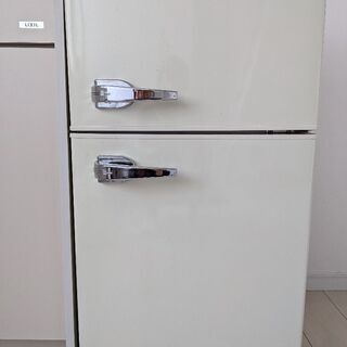2ドアレトロ冷凍/冷蔵庫 85L レトロデザインの画像