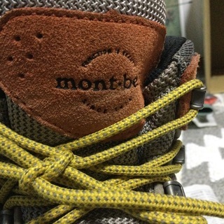 モンベル登山靴　タイオガブーツ　女性用　23.5cm お譲りします！の画像