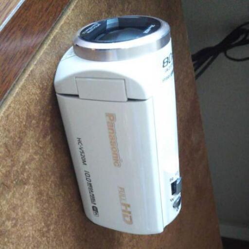 〈購入者様決定☆〉Panasonic HC-V520M 美品です。