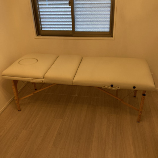 折り畳み　エステベッド