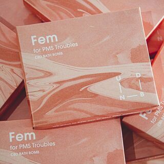 新品！CBD配合！バスボム FEM (UNBD)の画像