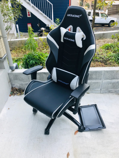 美品！ゲーミングチェアAKRACING