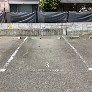 月極駐車場🚙（仲介手数料0円・18,000円/月・区役所 郵便局近く）☎︎090-1710-7659 - 賃貸（マンション/一戸建て）