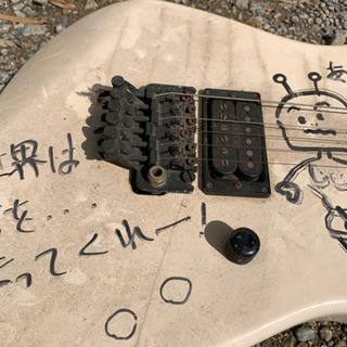 FERNANDES フェルナンデス　エレキギター　