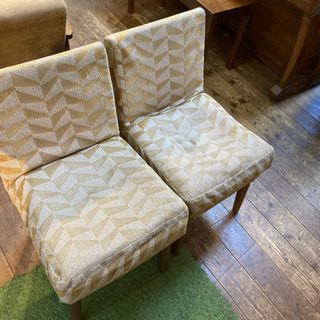 二脚セットアンティークチェア　椅子