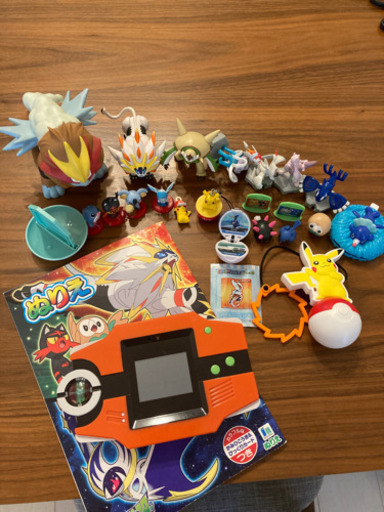 ポケモングッズ　モンコレ　チョコエッグ　ポケモン図鑑