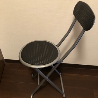 折り畳み椅子