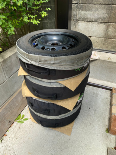 フォルクスワーゲン　ポロ　鉄チンホイール