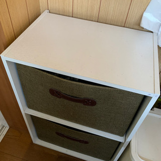 2段　カラーボックスの画像