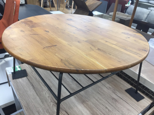 a.depecheのイールフチャプテーブル（ブラウン）です。【トレファク東大阪店】