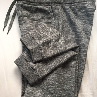 ユニクロ アクティブジョガーパンツ 未使用品