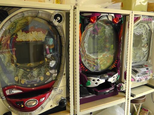 実機パチンコ　４台