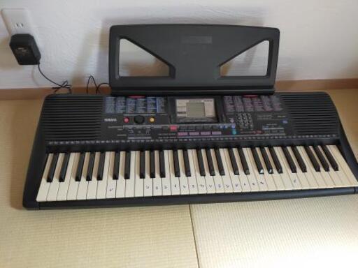 YAMAHA　電子ピアノ　キーボード　スタンド付