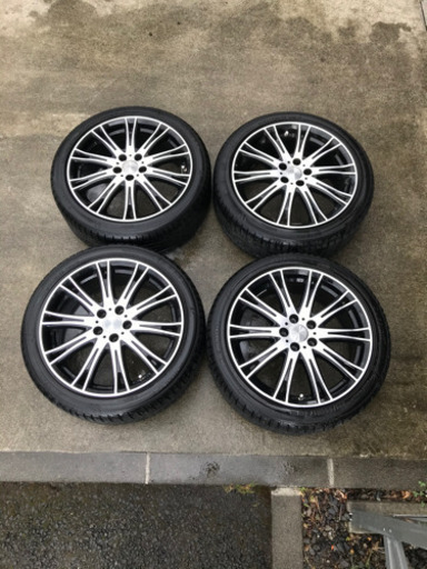 お問合せありがとうございます、先程見に来られた方に決まりました。トヨタ86外し、17インチタイヤホイールセット