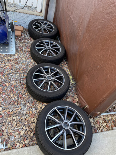 早い者勝ち　3ヶ月使用　ほぼ新品　タイヤ165/55r14　ホイール14インチ