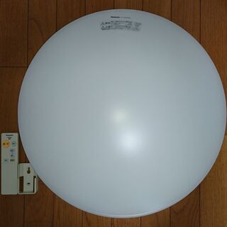 （取引終了）■美品（2020年購入）■Panasonic製 LEDシーリングライト（8畳／調光）HH-CD0828DH（中古）の画像
