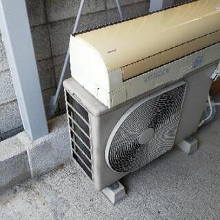 東芝エアコン 大清快 RAS-402SDRの画像