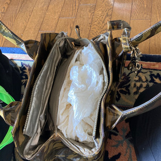 バレンシア　ベガ？？エナメルバックの画像