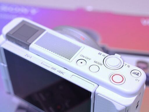 【苫小牧バナナ】極美品 SONY BLOGCAM ZV-1G シューティンググリップKIT ホワイト バッテリー2個 社外充電器 L字