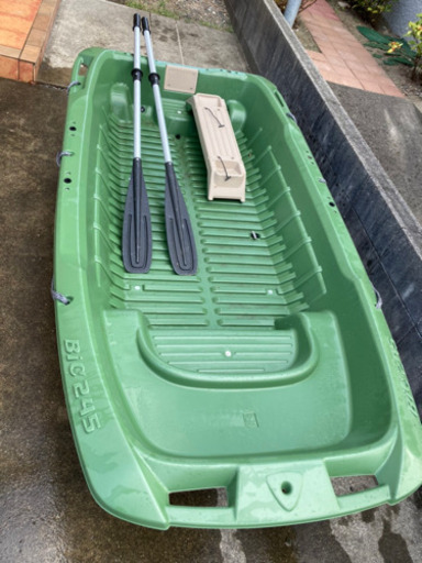 BIC245（免許不要艇）とホンダ2馬力エンジンセット（スタンドもおまけ7800円相当）