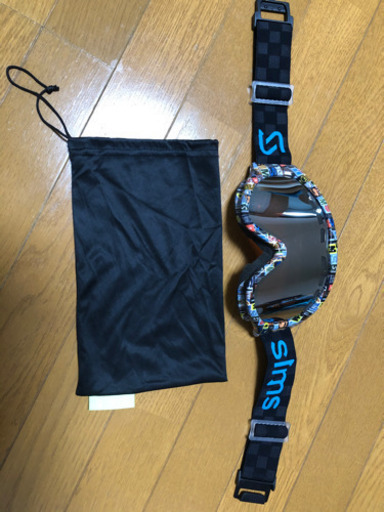 スノーボードウェア上下 ゴーグル、グローブ 4点