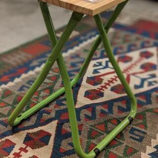 【残りわずか】　【新品】　Swing Design　 スイングデザイン　イタリアン アウトドア　折りたたみチェア　兼　ミニテーブル　 グリーン　折りたたみ　スツール　木製　アイアン　サイドテーブル　テーブル　イス　の画像