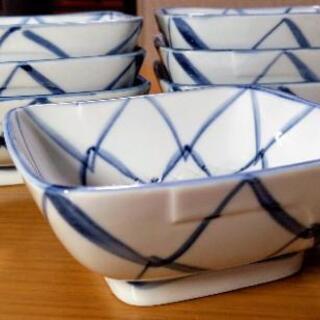 ☆お取引先決まりました☆　無料差し上げます☆6月末まで・引き取り限定☆　刺身皿　角鉢　7点の画像