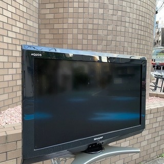 SHARP AQUOS シャープ アクオス LC-26E8 26型液晶テレビ B-CASカード・フロアースタンド（シャープ AN-110FS1）付【東京 直接お引取歓迎】の画像