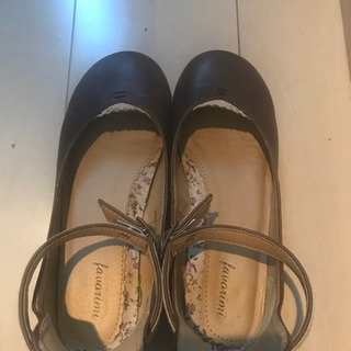 女性物　足首にバックルをつけるタイプの画像