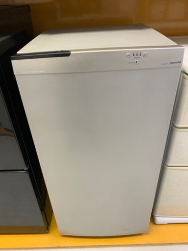 【リサイクルショップ八光　田上店　安心の1か月保証　旧鹿児島市内配達設置無料】東芝 TOSHIBA 冷凍庫（95L） GF-N10H-S（メタリックシルバー） ホームフリーザー
