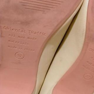 決まりました【あげます】パンプス3足　ヒール低め、サイズMと37（23.5）の画像