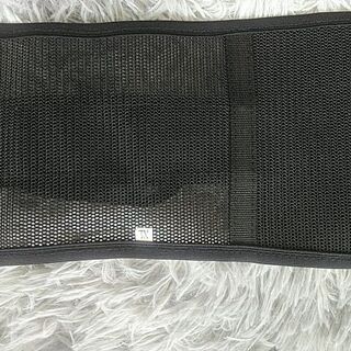 腰痛ベルト 猫背矯正ベルトの画像