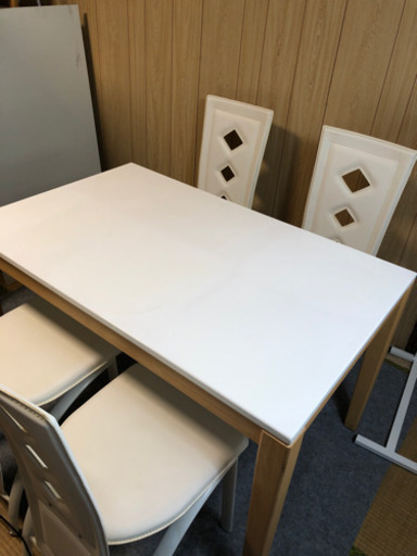 福岡市内送料無料⭐️4人掛けダイニングテーブル