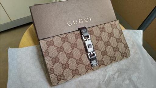 グッチ美品  財布  箱付き