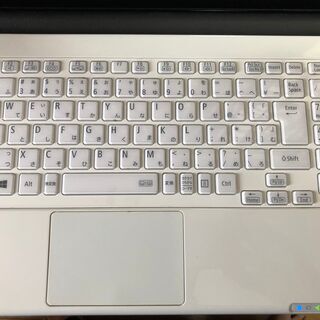 彡Ａランク１３．３インチ・バッテリー＆キーボード新品・超高速ｉ７第三/ＮＥＣ新品ＳＳＤ２４０ＧＢ/エクストラホワイトWin10 64bit/Office2019付/メモリ４GＢ/無線/DVD・ＣＤ再生ソフト付　No.2112001の画像