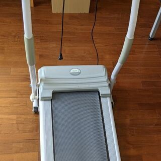 取引中　　電動式ルームランナー
