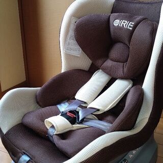 チャイルドシート　新生児〜18キロ