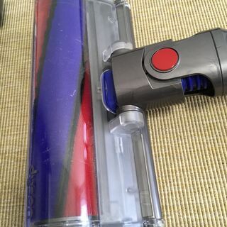 【売ります】ダイソン掃除機（dyson v7 fluffy）の画像