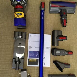 【売ります】ダイソン掃除機（dyson v7 fluffy）