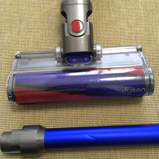 【売ります】ダイソン掃除機（dyson v7 fluffy）の画像