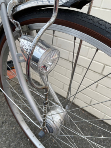 GM506【近隣配達可能】6段変速ギヤ　オートライト　シルバー　自転車　普通自転車　軽快車　サイクリング　通勤　通学　リサイクルショッ