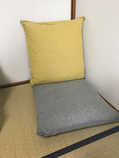 ニトリ　カバーが洗えていつでも清潔低反発クッション座椅子