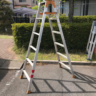 はしご兼用アルミ脚立　値下げしました