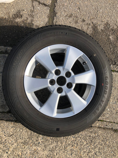 ★セール★純正アルミ　215/70R16