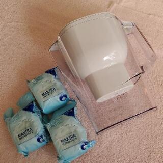 ブリタ浄水器。ろ過したおいしい水。の画像