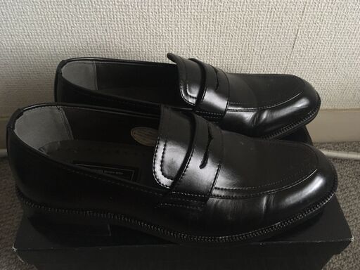 黒のローファー　２５CM