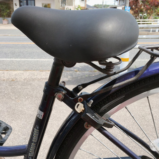 自転車☆変速ギア6段階☆27インチ☆紺色☆ブレーキ金色☆鍵ありタイプ☆中古品の画像