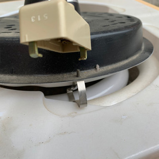 部屋内蛍光灯の画像